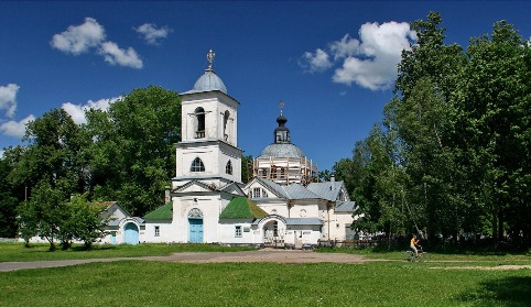 церковь Сретения Господня в Трубчевске.